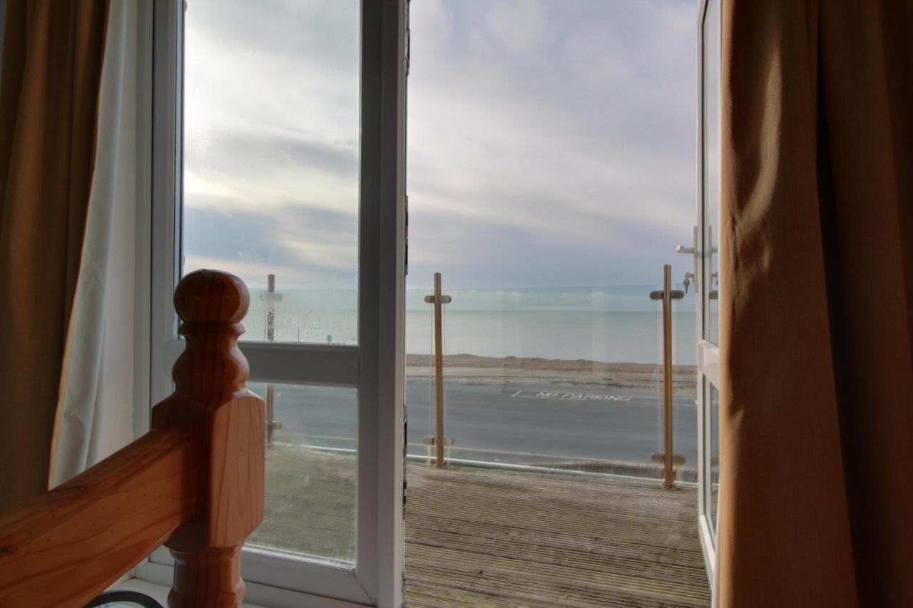 Seaview Beach House Stones Throws From The Sea By Air Premier Сіфорд Екстер'єр фото